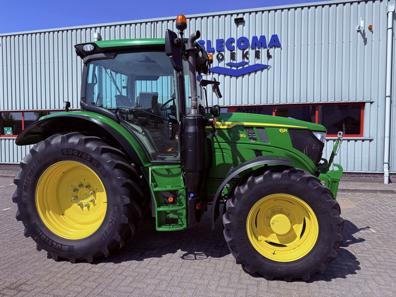 John Deere 6R130 Command Pro Autopowr - Traktor: obrázek 2 John Deere 6R130 Command Pro Autopowr - Traktor: obrázek 2