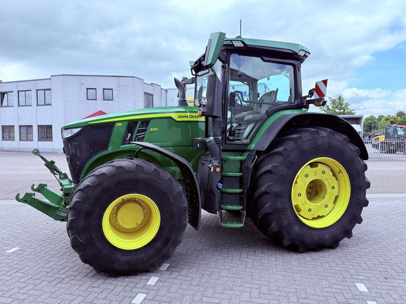 John Deere 7R 330 Gen 2 Signature Edition AutoPowr - Traktor: obrázek 1 John Deere 7R 330 Gen 2 Signature Edition AutoPowr - Traktor: obrázek 1