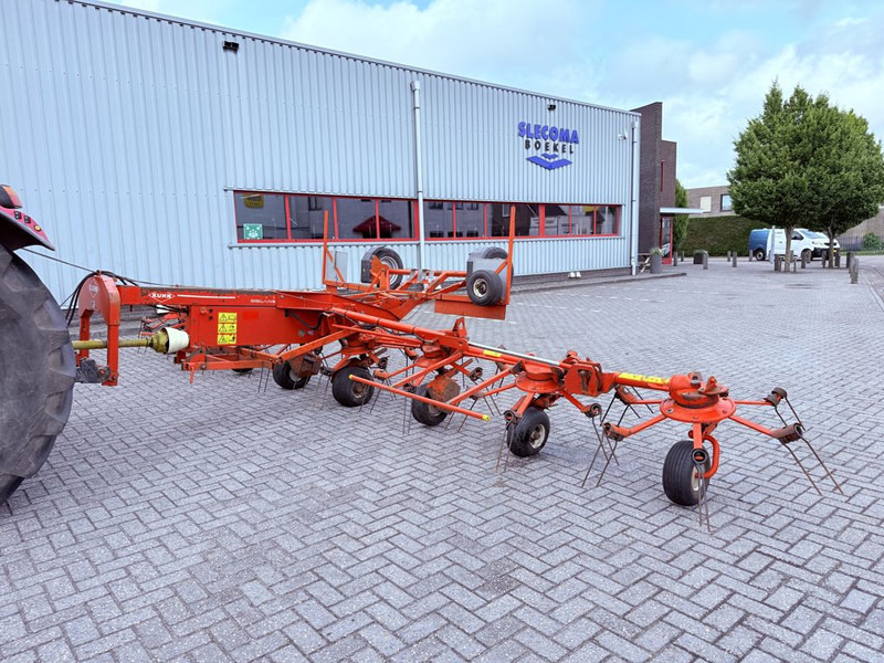 Kuhn GF8501 T - Obraceč/ Shrnovač: obrázek 2 Kuhn GF8501 T - Obraceč/ Shrnovač: obrázek 2