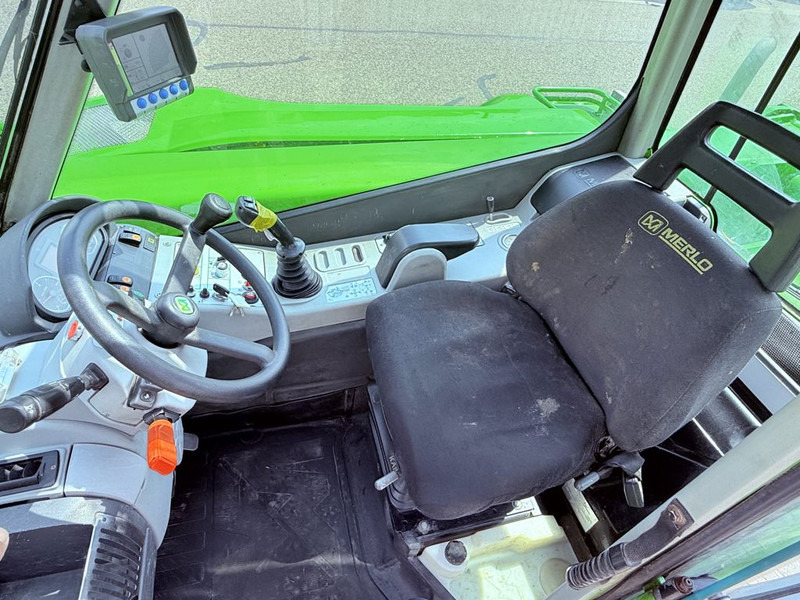 Merlo P34.7 Top Verreiker Pelikaanbak+ pallet - Teleskopický manipulátor: obrázek 5 Merlo P34.7 Top Verreiker Pelikaanbak+ pallet - Teleskopický manipulátor: obrázek 5