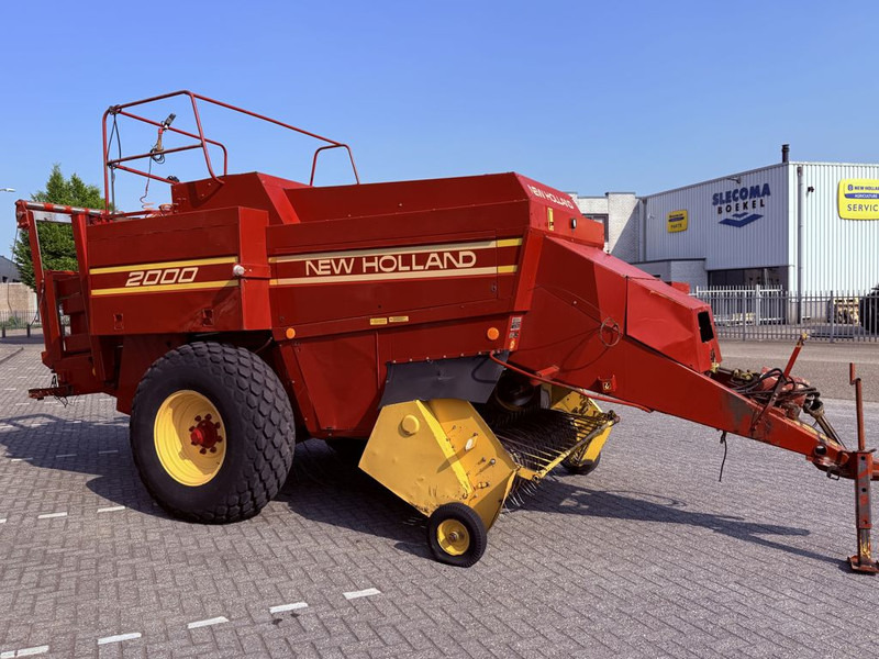 New Holland D2000 Big Baler - Lis na hranaté balíky: obrázek 3 New Holland D2000 Big Baler - Lis na hranaté balíky: obrázek 3