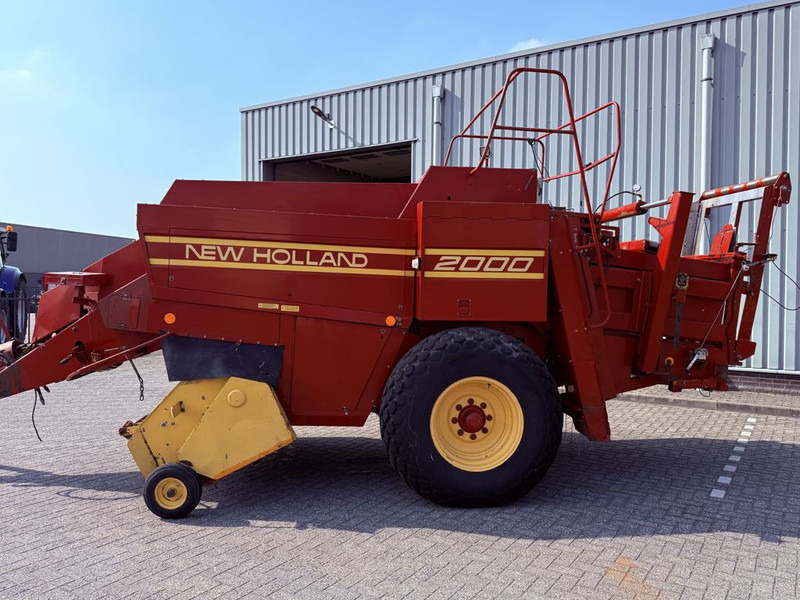 New Holland D2000 Big Baler - Lis na hranaté balíky: obrázek 5 New Holland D2000 Big Baler - Lis na hranaté balíky: obrázek 5