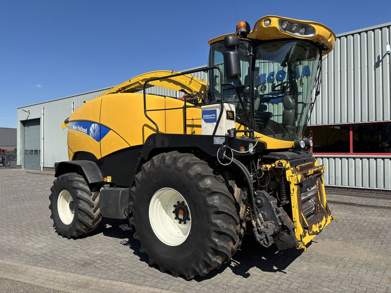 New Holland FR9050 - Sklízecí řezačka: obrázek 4 New Holland FR9050 - Sklízecí řezačka: obrázek 4