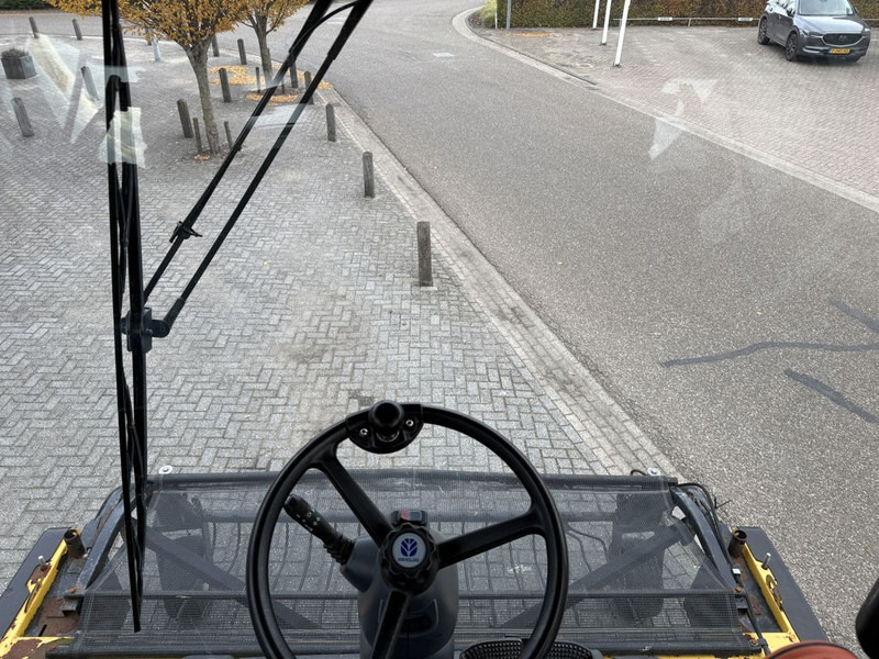 New Holland FR9050 - Sklízecí řezačka: obrázek 5 New Holland FR9050 - Sklízecí řezačka: obrázek 5