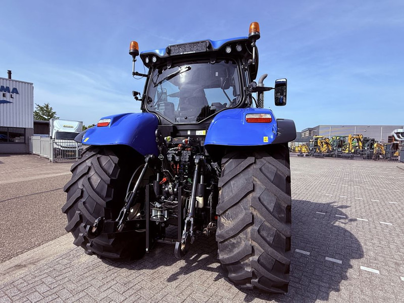 New Holland T7.245 AC STAGE V - Traktor: obrázek 4 New Holland T7.245 AC STAGE V - Traktor: obrázek 4