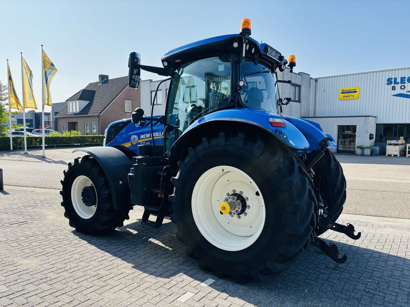 New Holland T7.245 AC Stage V + RTK - Traktor: obrázek 2 New Holland T7.245 AC Stage V + RTK - Traktor: obrázek 2