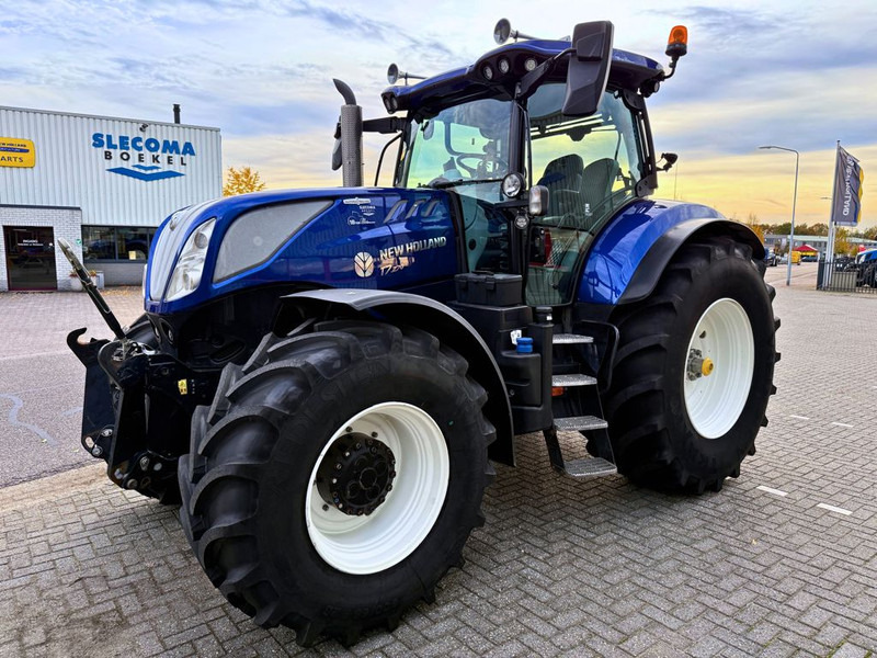 New Holland T7.270 AC 10 Years Blue Power Edition - Traktor: obrázek 1 New Holland T7.270 AC 10 Years Blue Power Edition - Traktor: obrázek 1