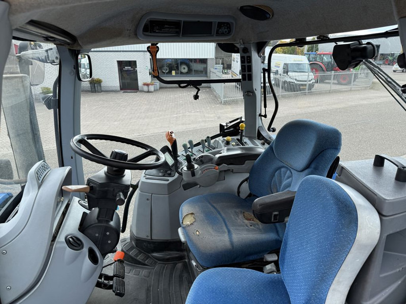 New Holland T7040 Power Command - Traktor: obrázek 5 New Holland T7040 Power Command - Traktor: obrázek 5