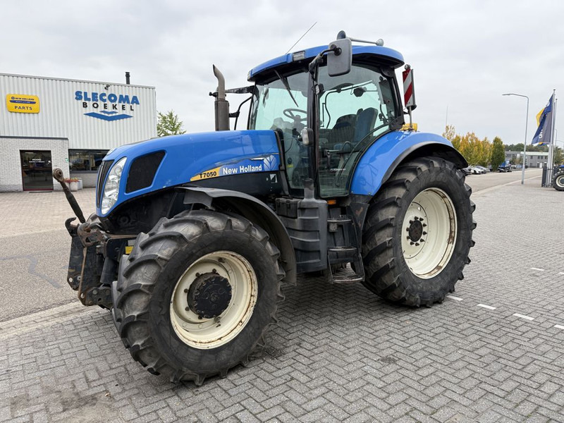 New Holland T7050 Power Command - Traktor: obrázek 1 New Holland T7050 Power Command - Traktor: obrázek 1