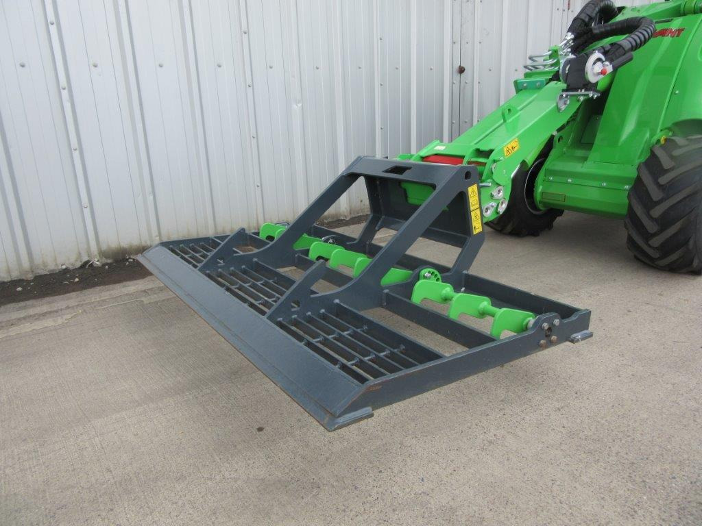AVANT LEVELLER HEAVY DUTY - Kloubový nakladač: obrázek 1 AVANT LEVELLER HEAVY DUTY - Kloubový nakladač: obrázek 1
