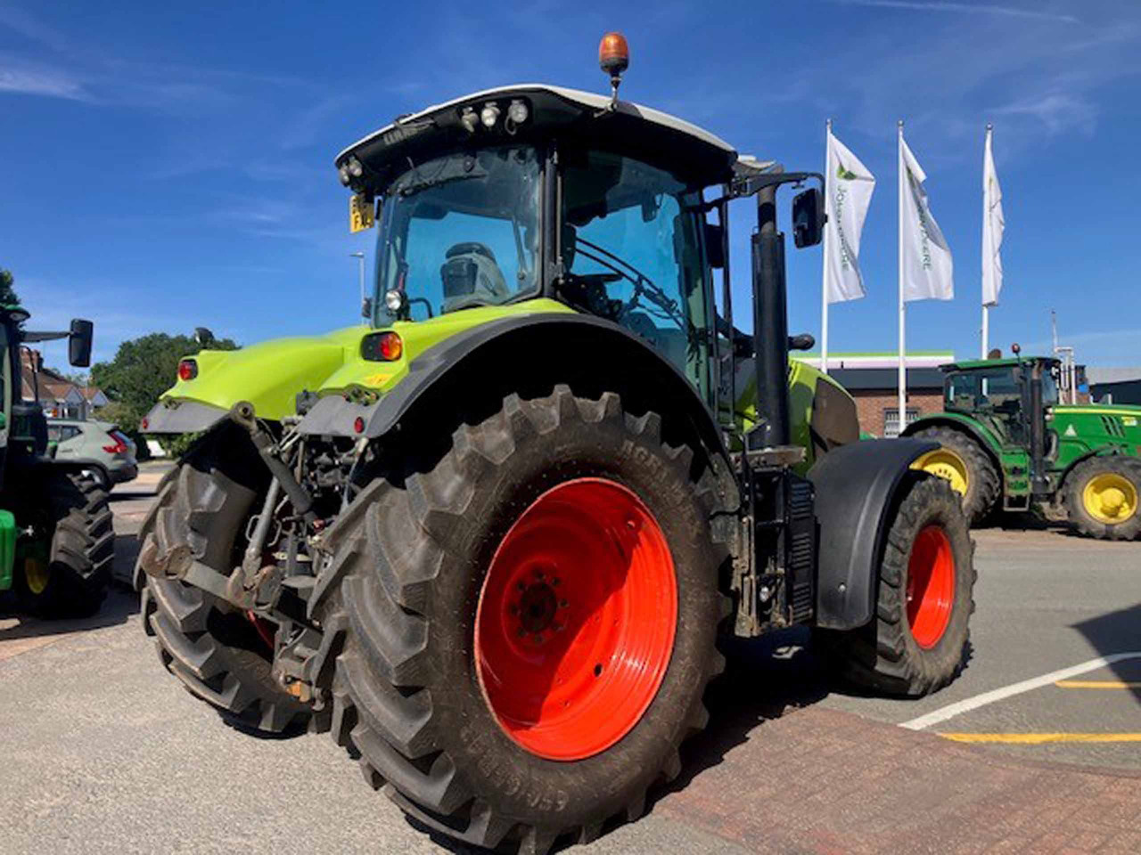 Claas Axion 810 - Traktor: obrázek 5 Claas Axion 810 - Traktor: obrázek 5