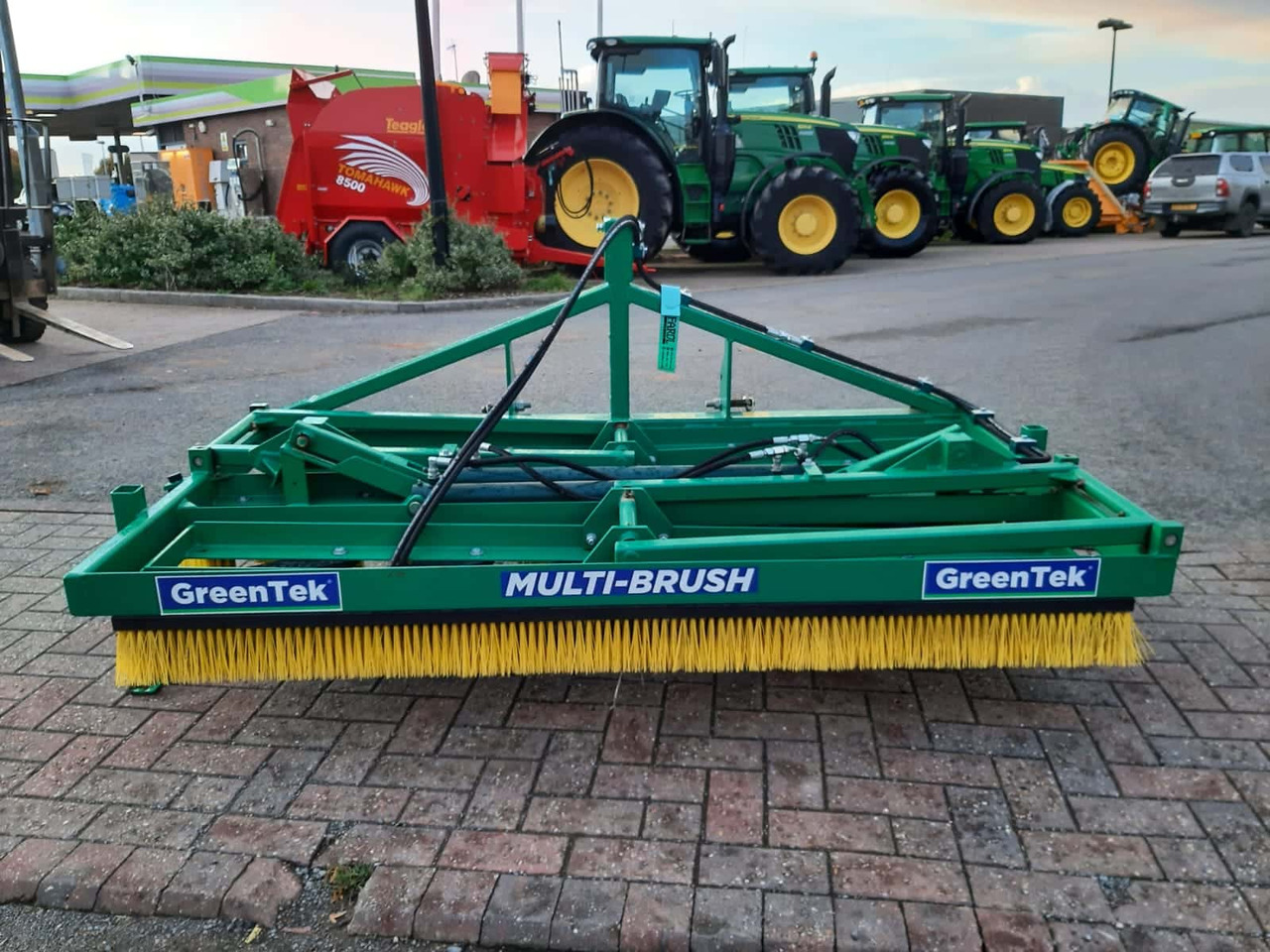 Greentek HMB186Y multibrush - Zametač pro Zemědělská technika: obrázek 4 Greentek HMB186Y multibrush - Zametač pro Zemědělská technika: obrázek 4