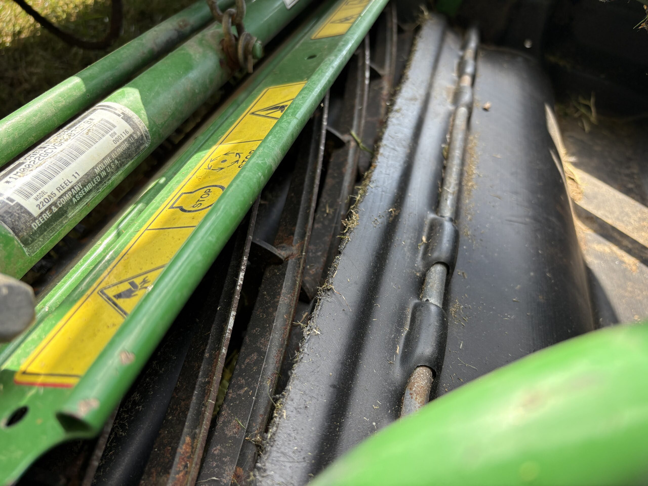 John Deere 2500E Greens Triple - Sekačka na trávu: obrázek 5 John Deere 2500E Greens Triple - Sekačka na trávu: obrázek 5