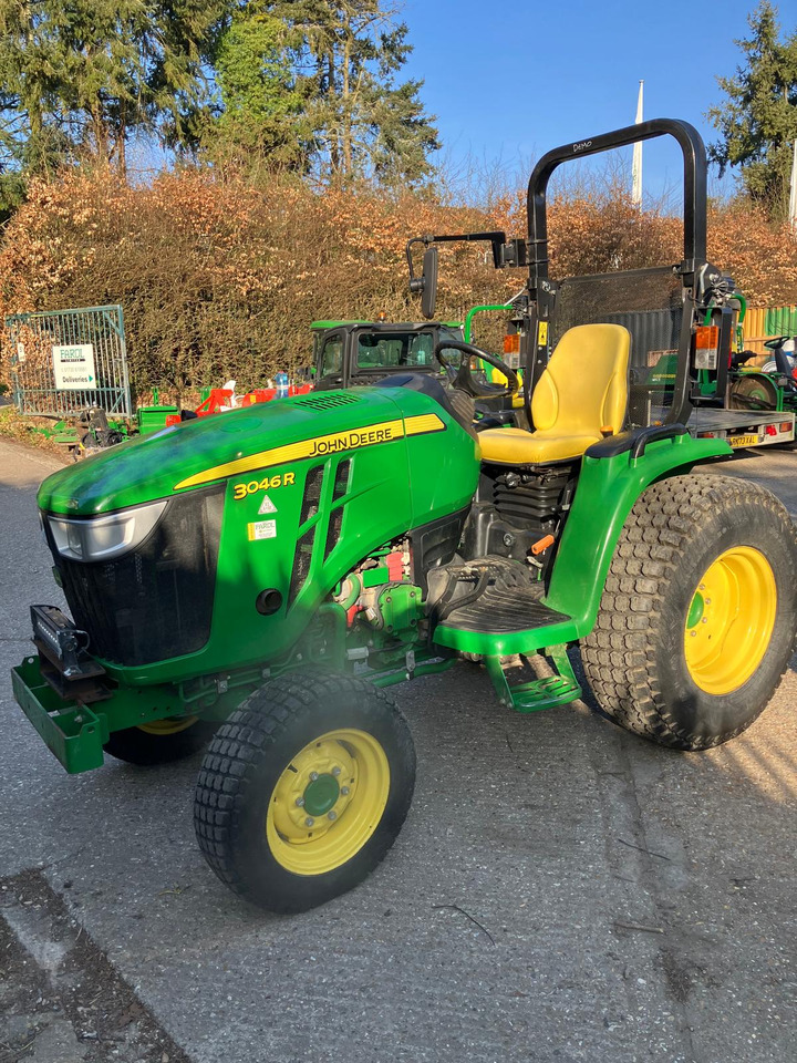 John Deere 3046R Compact Tractor - Malotraktor: obrázek 2 John Deere 3046R Compact Tractor - Malotraktor: obrázek 2