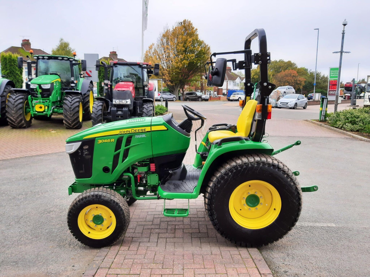 Malotraktor John Deere 3046R compact tractor: obrázek 6