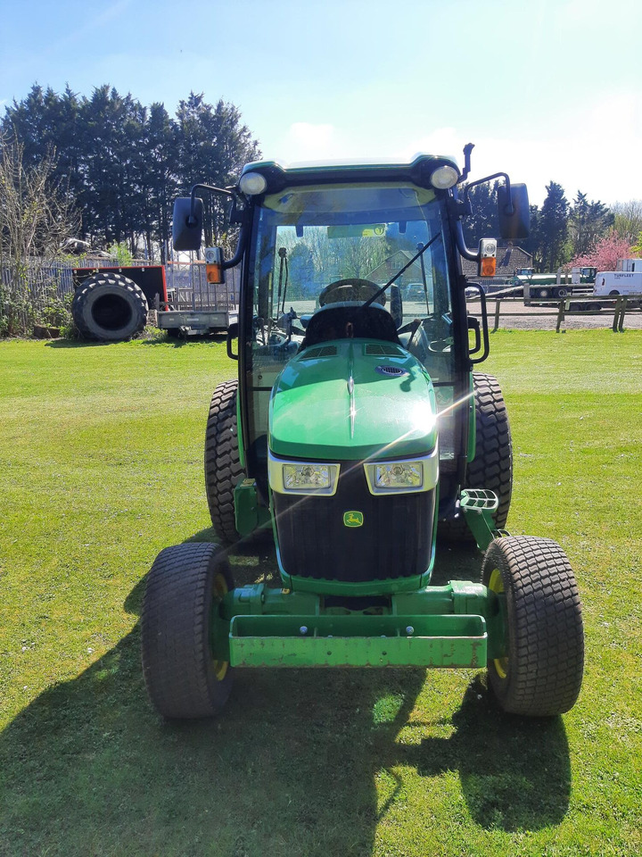 John Deere 4066R Compact Tractor - Malotraktor: obrázek 2 John Deere 4066R Compact Tractor - Malotraktor: obrázek 2
