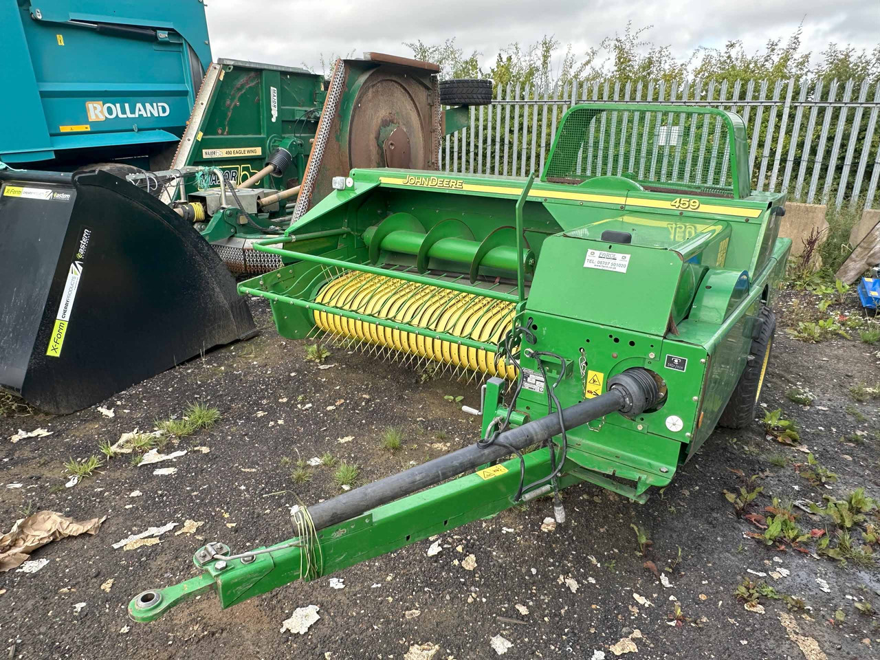 John Deere 459 baler - Lis na hranaté balíky: obrázek 4 John Deere 459 baler - Lis na hranaté balíky: obrázek 4
