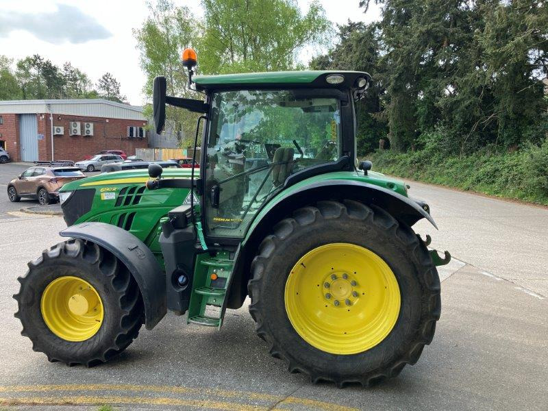 John Deere 6130R - Traktor: obrázek 3 John Deere 6130R - Traktor: obrázek 3