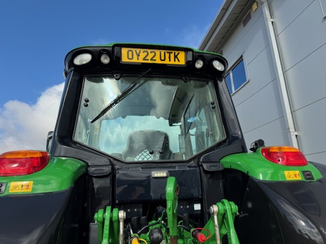 Traktor John Deere 6155M: obrázek 13