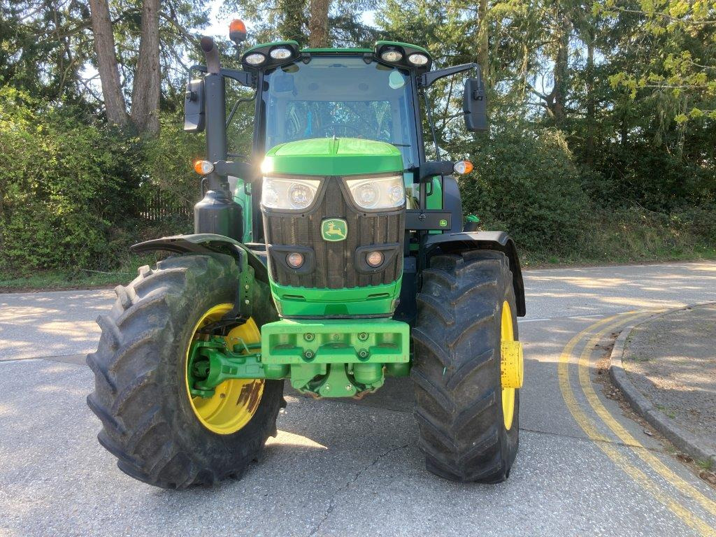 John Deere 6155M - Traktor: obrázek 3 John Deere 6155M - Traktor: obrázek 3