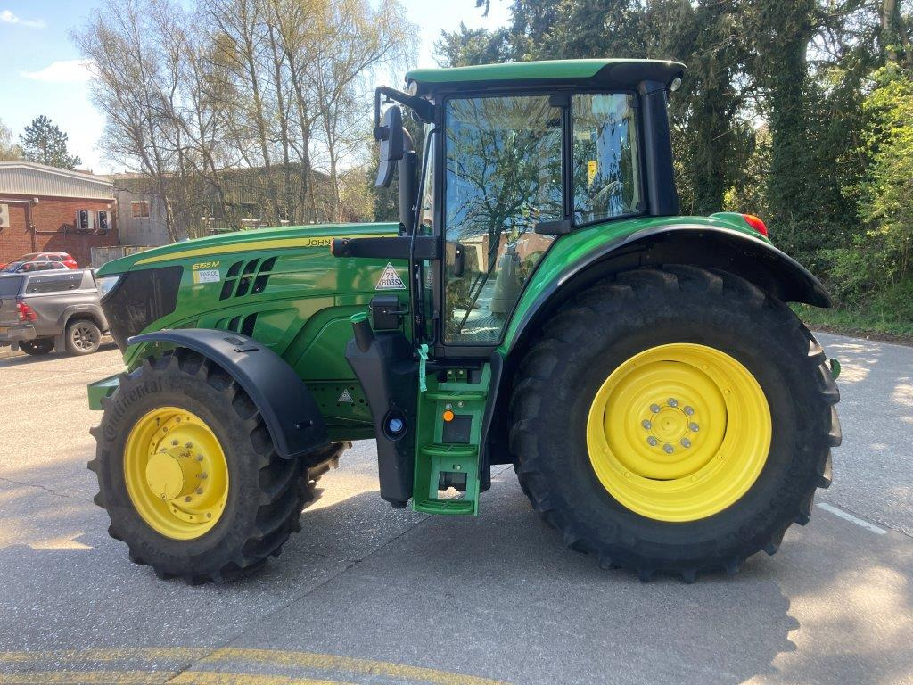 John Deere 6155M - Traktor: obrázek 4 John Deere 6155M - Traktor: obrázek 4
