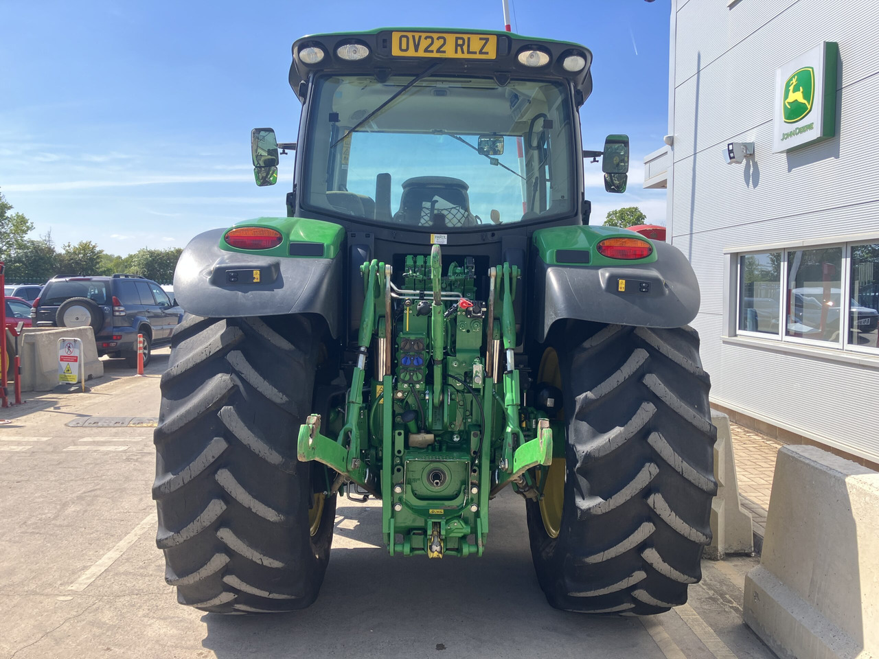 John Deere 6155R - Traktor: obrázek 4 John Deere 6155R - Traktor: obrázek 4