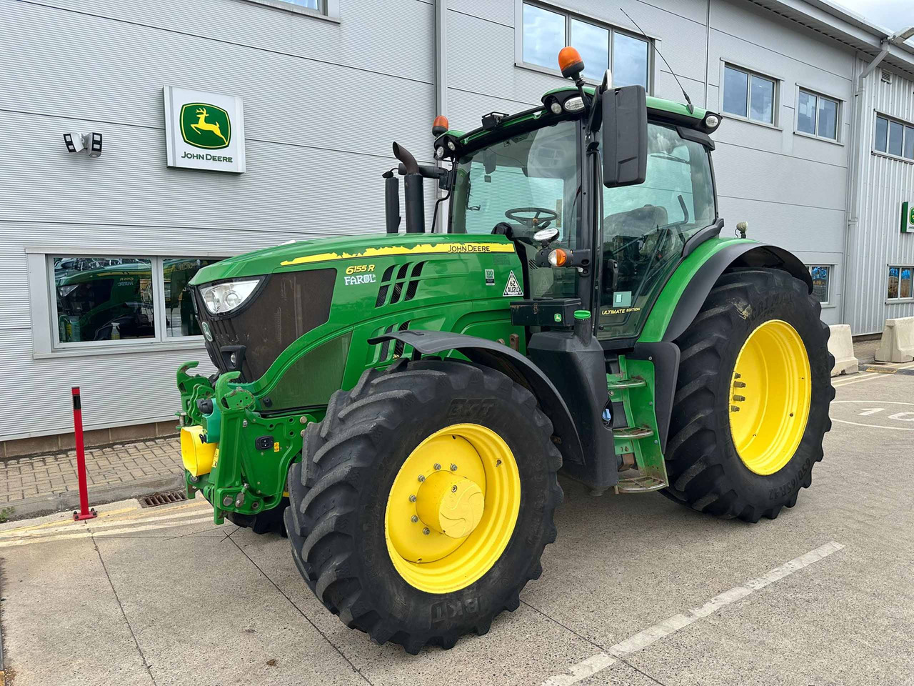 John Deere 6155R - Traktor: obrázek 1 John Deere 6155R - Traktor: obrázek 1