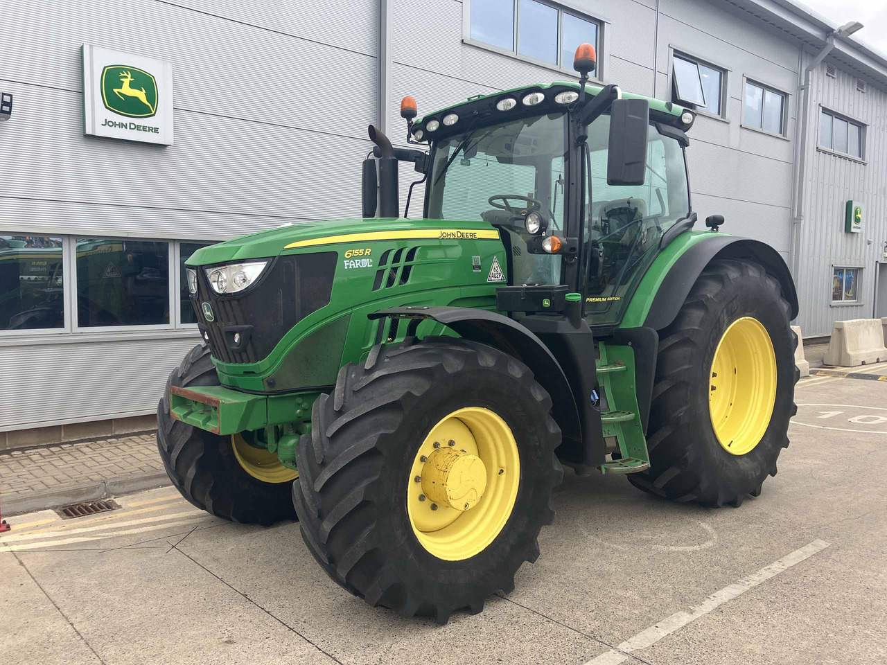 John Deere 6155R - Traktor: obrázek 1 John Deere 6155R - Traktor: obrázek 1