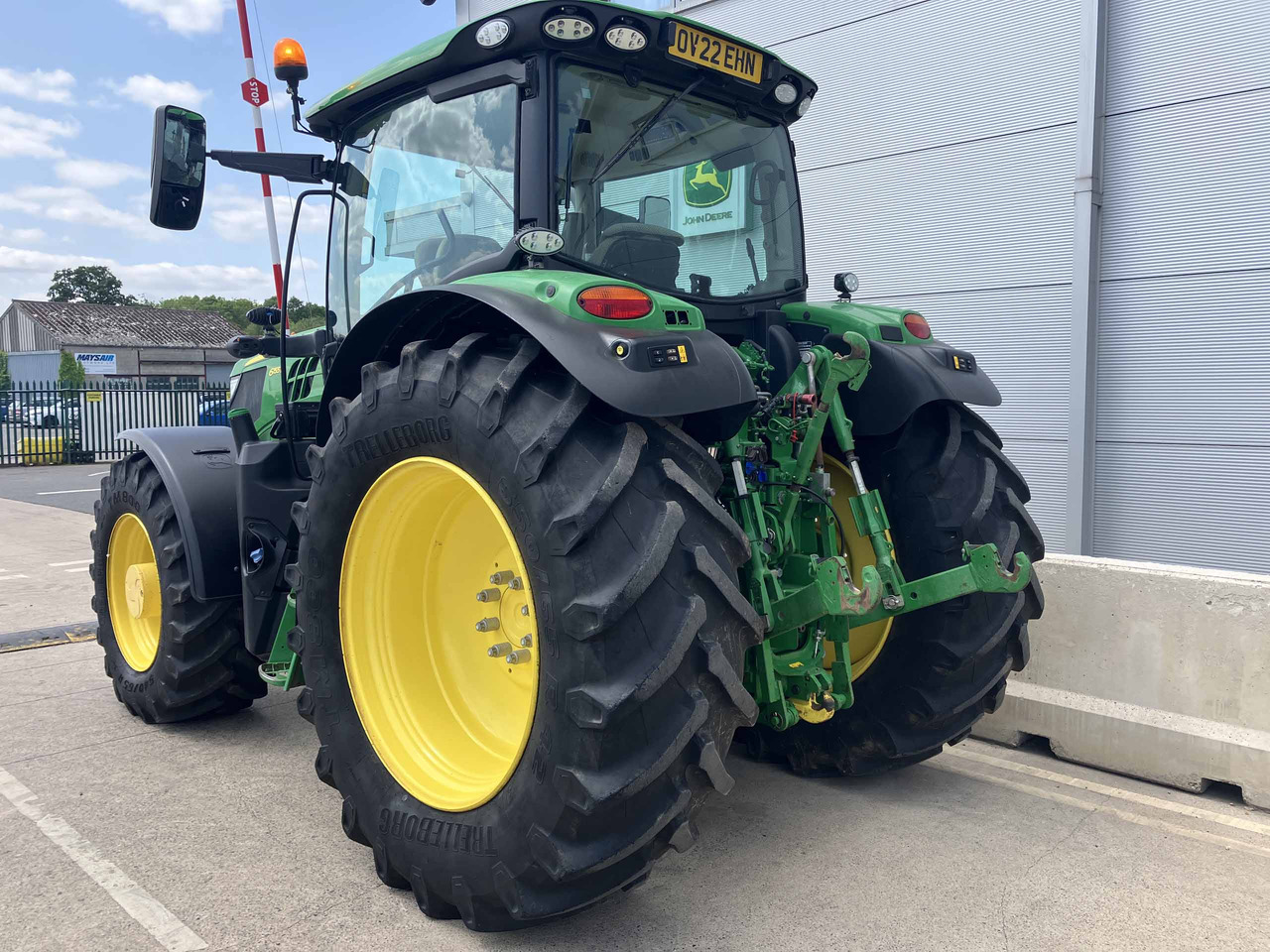 John Deere 6155R - Traktor: obrázek 3 John Deere 6155R - Traktor: obrázek 3