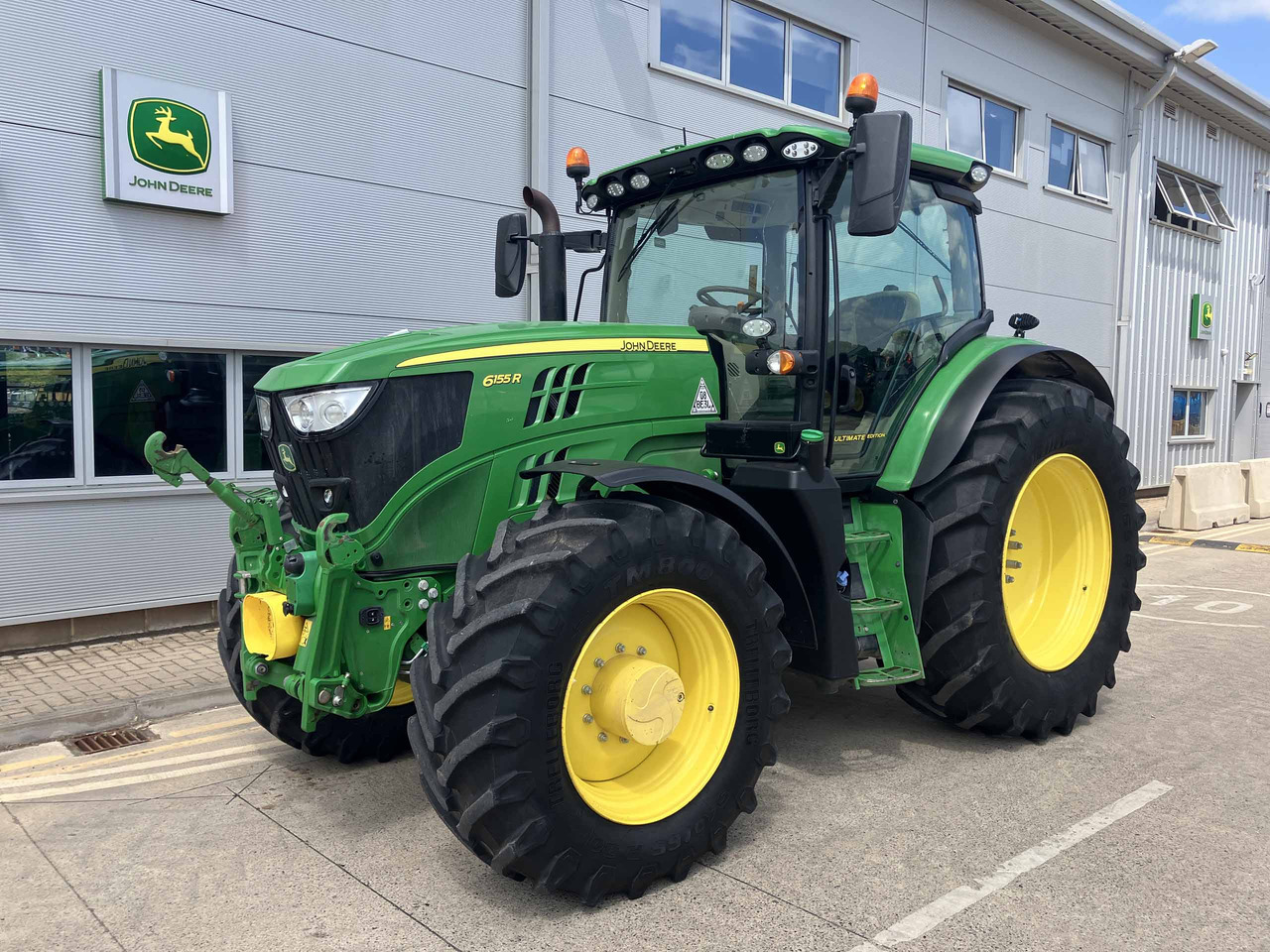 John Deere 6155R - Traktor: obrázek 1 John Deere 6155R - Traktor: obrázek 1