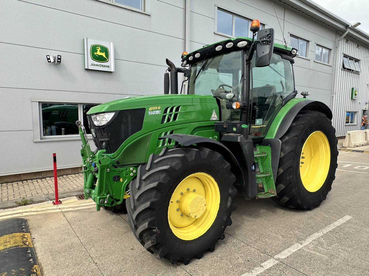 John Deere 6155R - Traktor: obrázek 1 John Deere 6155R - Traktor: obrázek 1