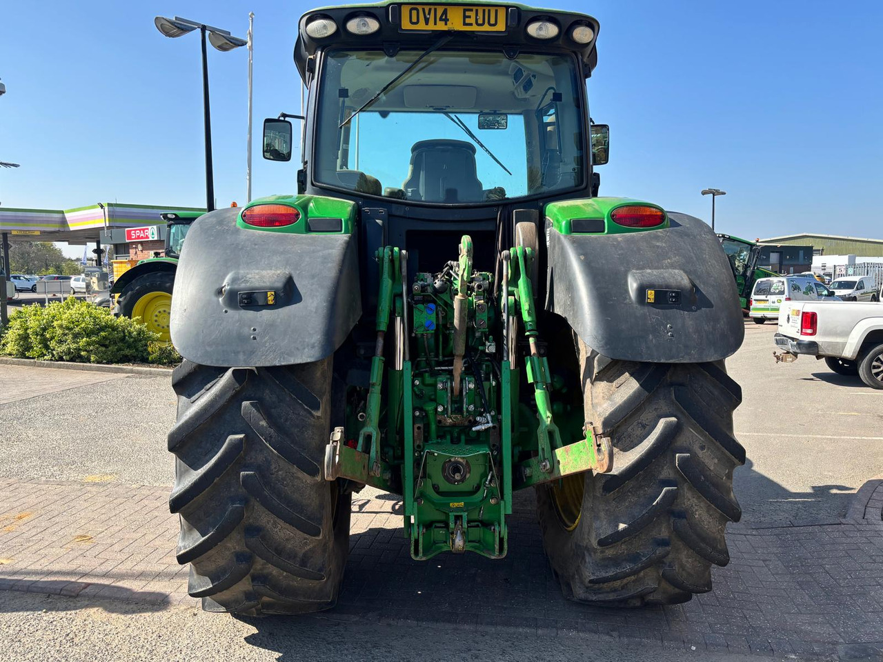 John Deere 6190R - Traktor: obrázek 3 John Deere 6190R - Traktor: obrázek 3