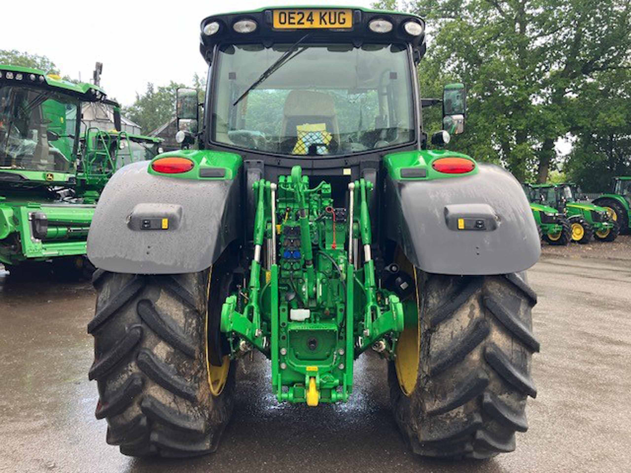 John Deere 6R 185 - Traktor: obrázek 3 John Deere 6R 185 - Traktor: obrázek 3