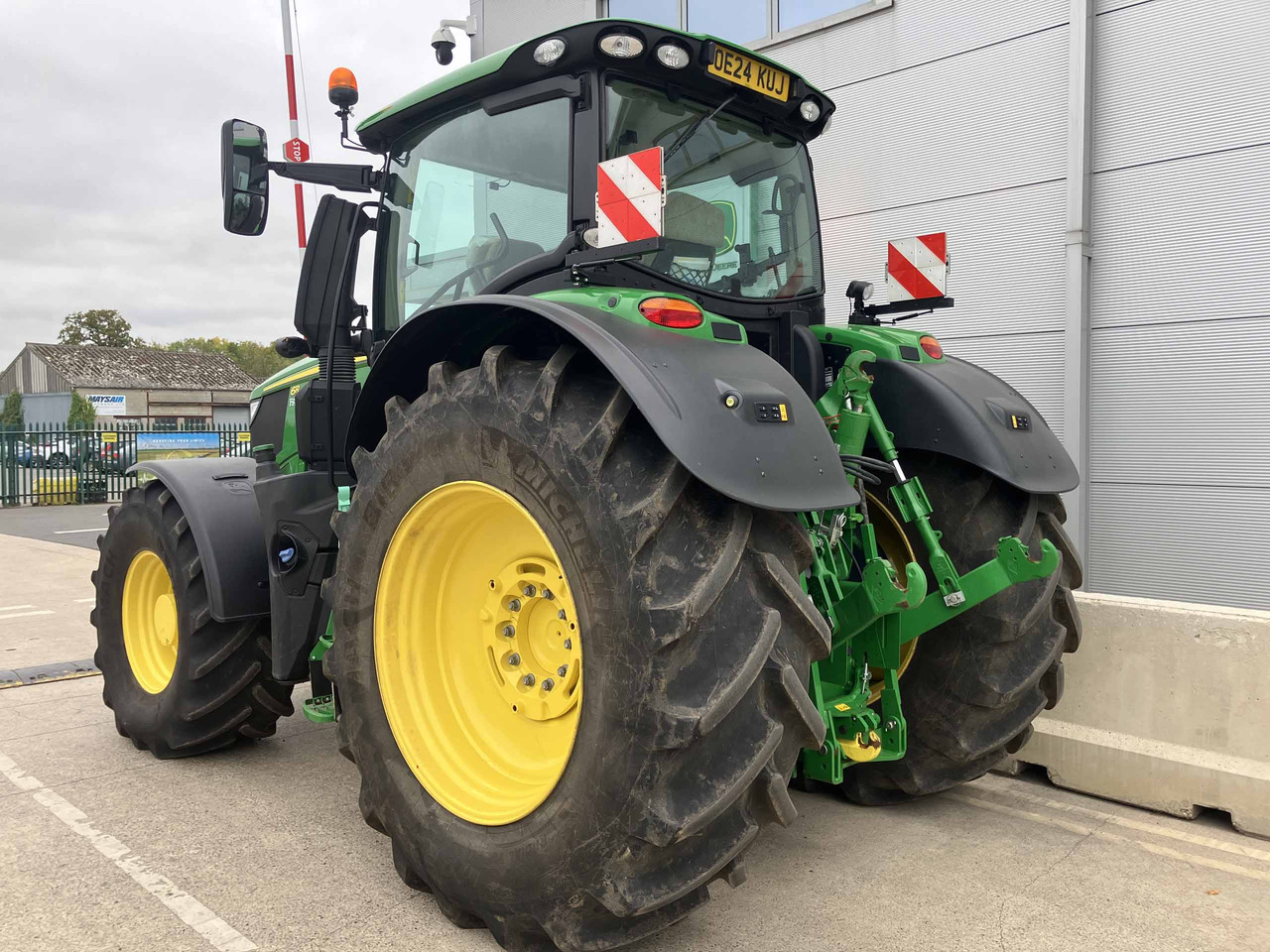 John Deere 6R 250 - Traktor: obrázek 3 John Deere 6R 250 - Traktor: obrázek 3