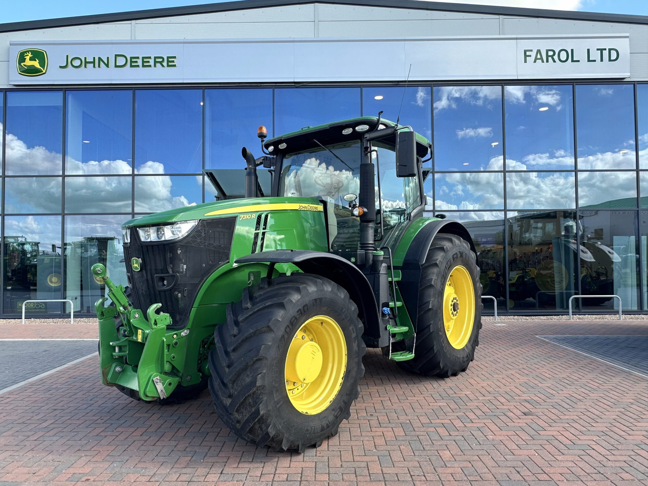 John Deere 7310R - Traktor: obrázek 1 John Deere 7310R - Traktor: obrázek 1