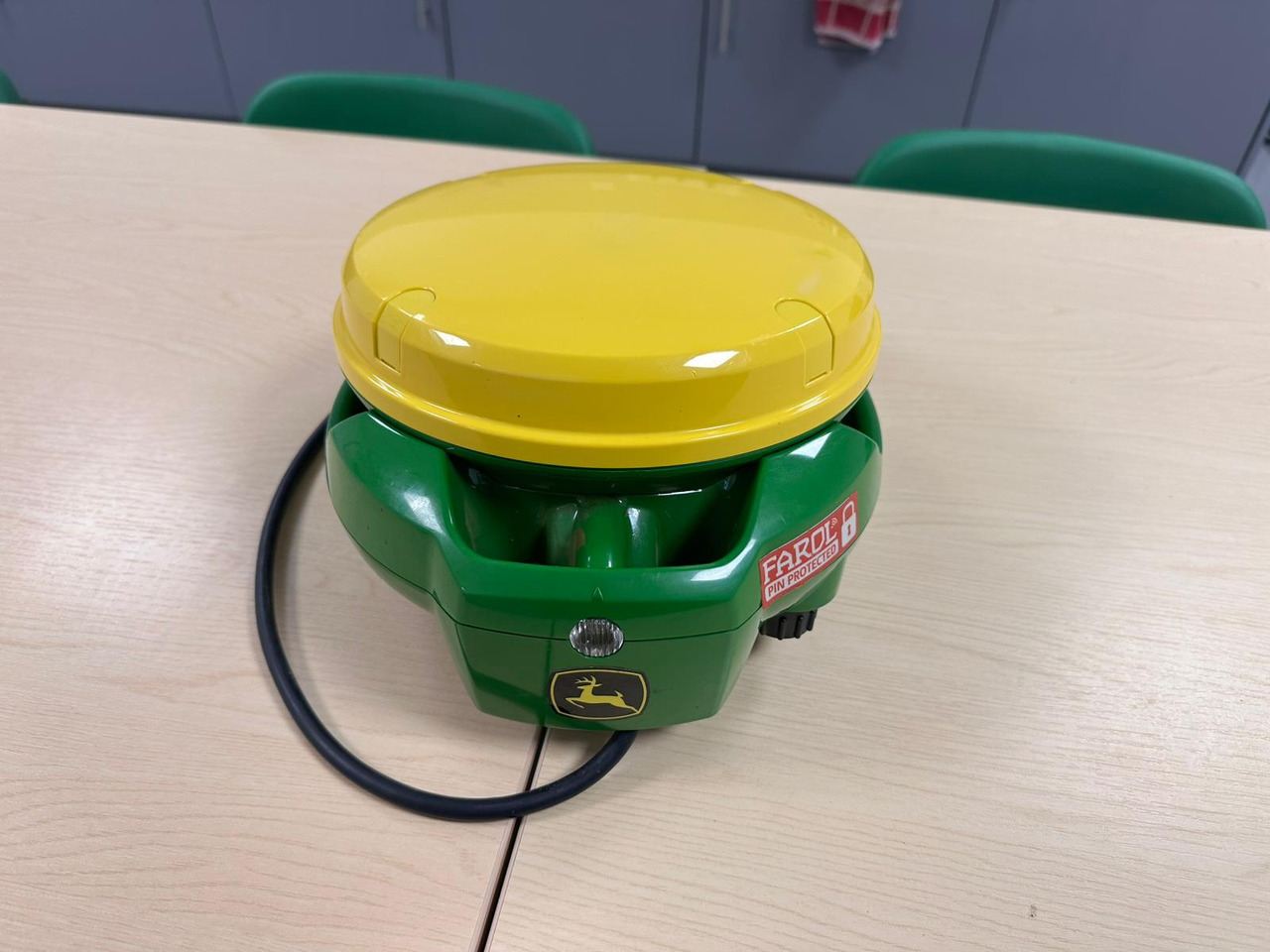 John Deere SF7000 GPS Dome - Navigační systém pro Zemědělská technika: obrázek 4 John Deere SF7000 GPS Dome - Navigační systém pro Zemědělská technika: obrázek 4