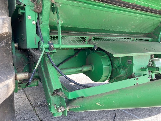 Sklízecí mlátička John Deere T670: obrázek 14