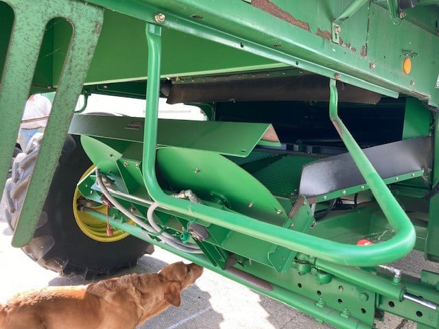 Sklízecí mlátička John Deere T670: obrázek 10