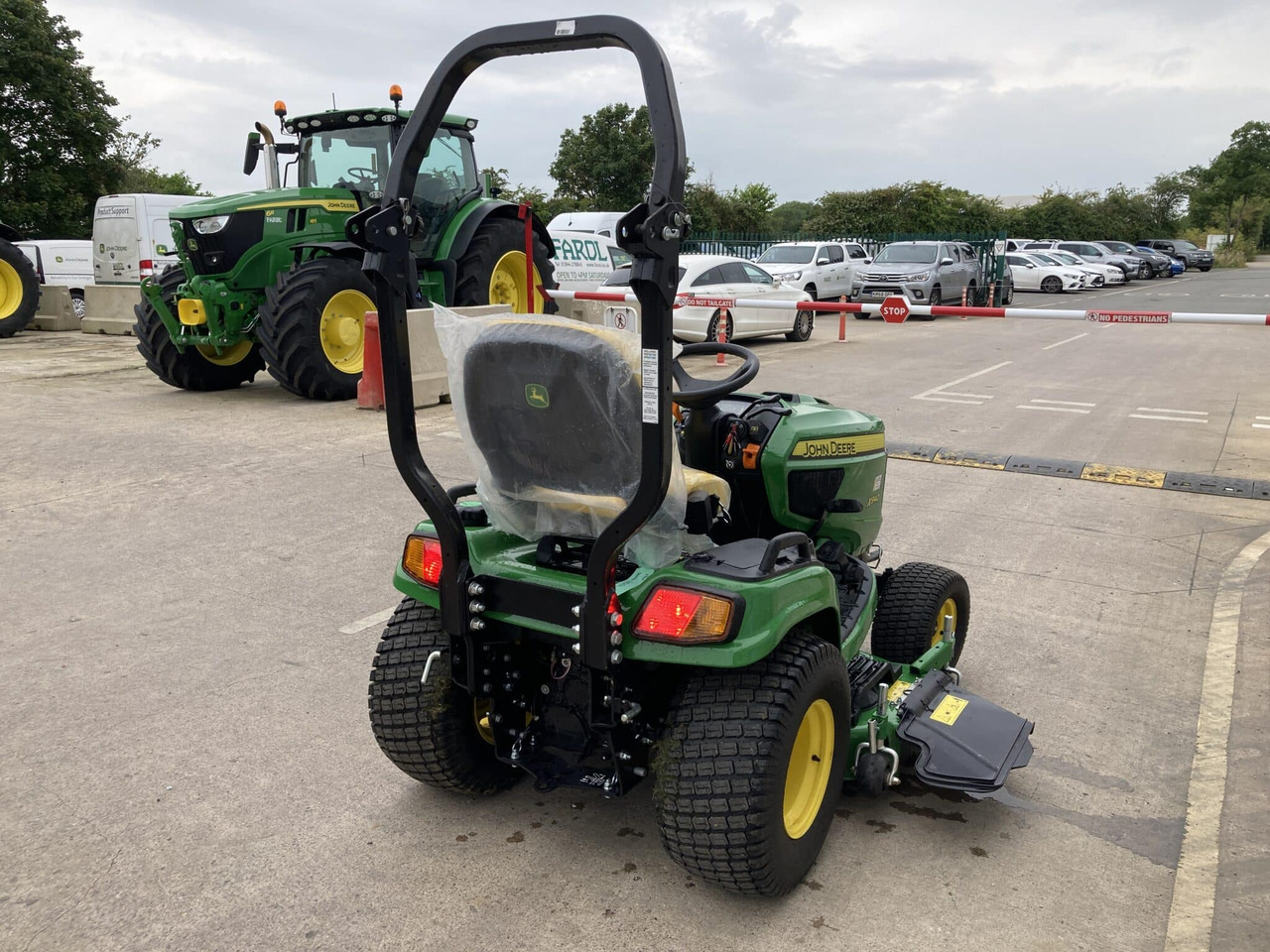John Deere X940R ride on rotary mower - Sekačka na trávu: obrázek 5 John Deere X940R ride on rotary mower - Sekačka na trávu: obrázek 5