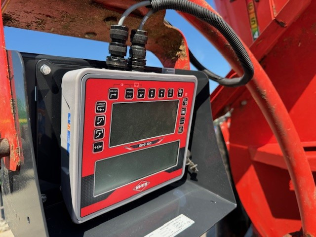 Kuhn Profile 18.2DS - Krmný míchací vůz: obrázek 4 Kuhn Profile 18.2DS - Krmný míchací vůz: obrázek 4