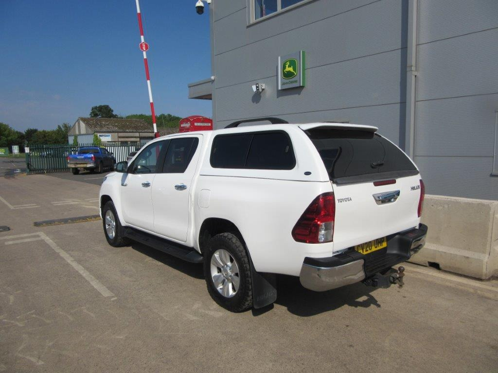 TOYOTA HILUX ICON D-4D 4WD DOUBLE CAB - Pick-up: obrázek 5 TOYOTA HILUX ICON D-4D 4WD DOUBLE CAB - Pick-up: obrázek 5