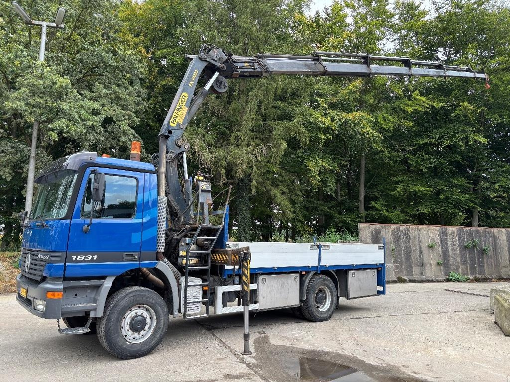 Mercedes-Benz Actros 1831/ 4x4 / Palfinger PK19000 Crane - Auto s hydraulickou rukou: obrázek 2 Mercedes-Benz Actros 1831/ 4x4 / Palfinger PK19000 Crane - Auto s hydraulickou rukou: obrázek 2