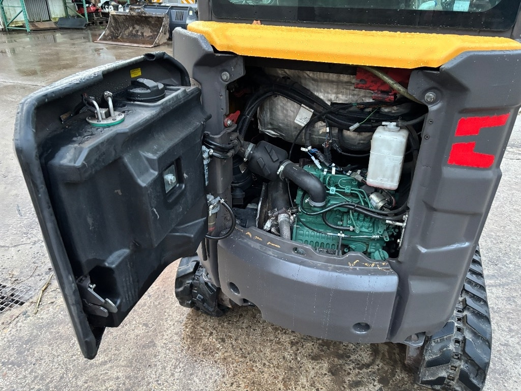 Mini rýpadlo Volvo EC 20 E: obrázek 12