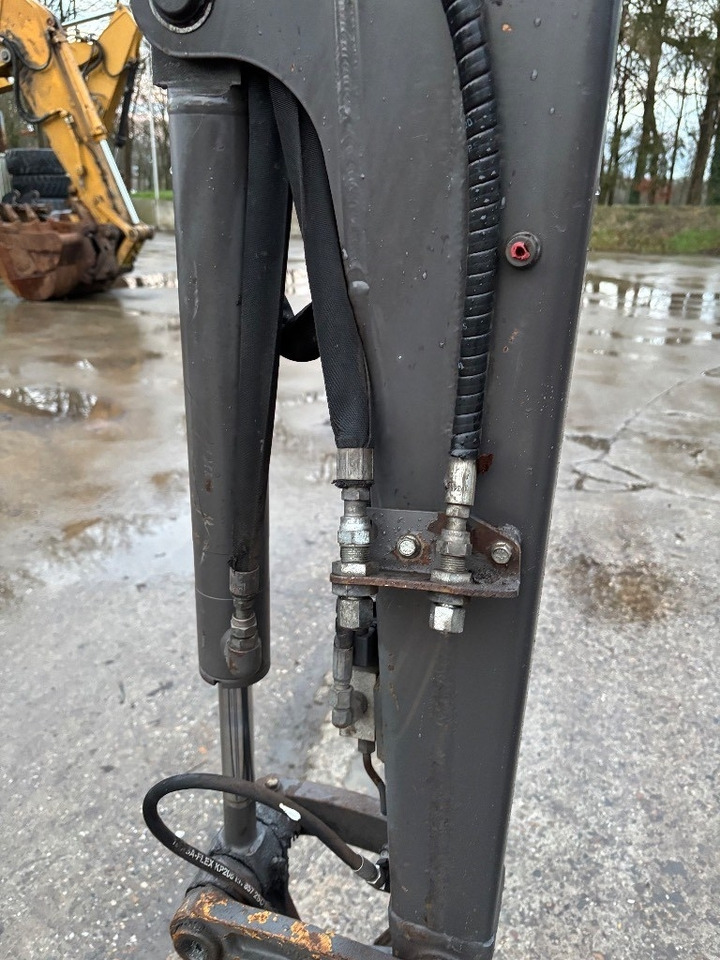 Mini rýpadlo Volvo EC 20 E: obrázek 10