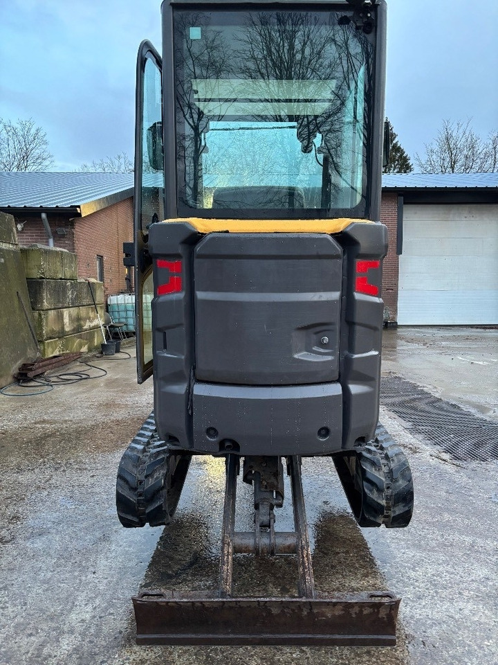 Mini rýpadlo Volvo EC 20 E: obrázek 17