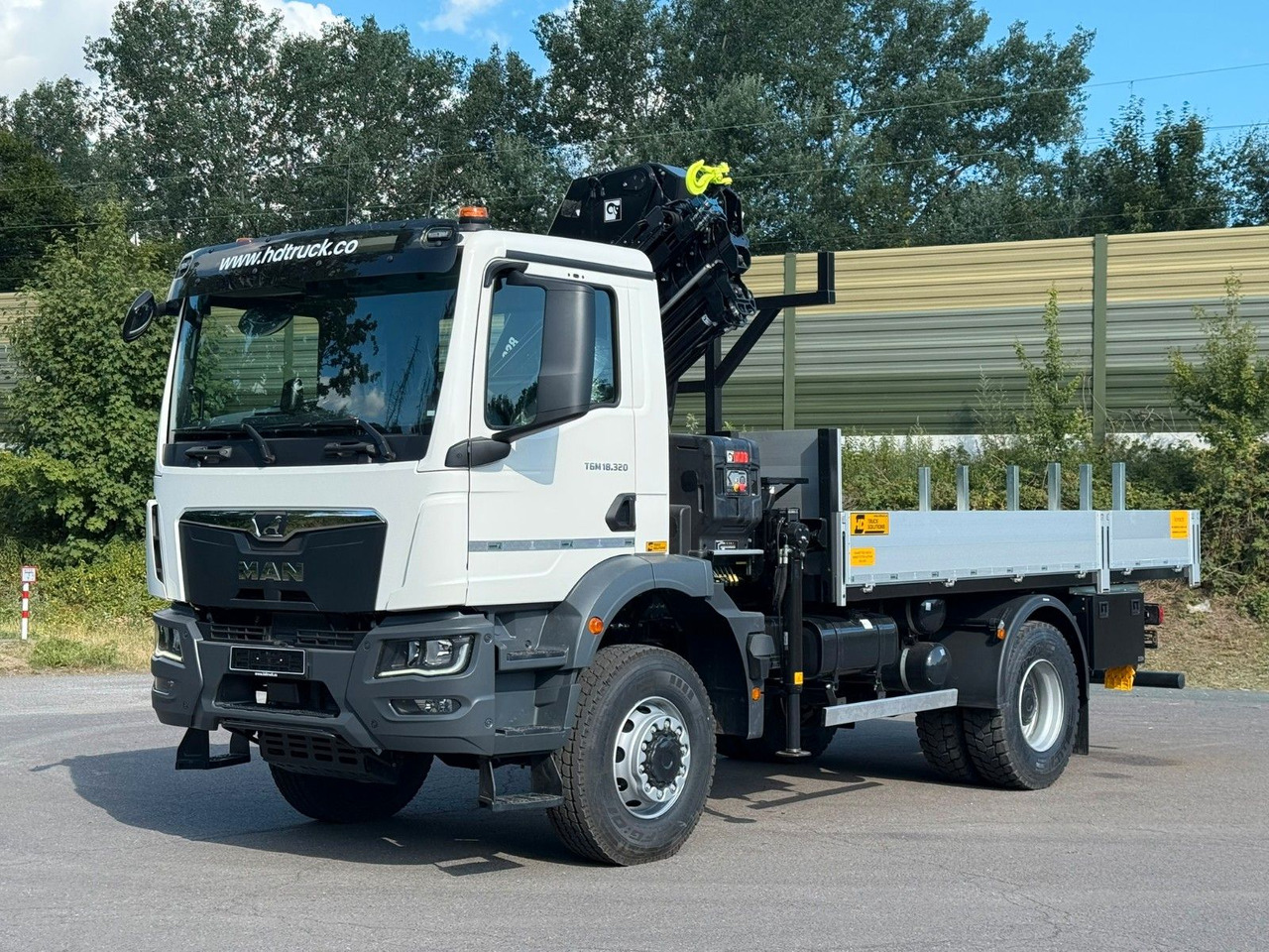 MAN TGM 18.320 4x4 Hiab 228-4 Kran - Auto s hydraulickou rukou: obrázek 2 MAN TGM 18.320 4x4 Hiab 228-4 Kran - Auto s hydraulickou rukou: obrázek 2