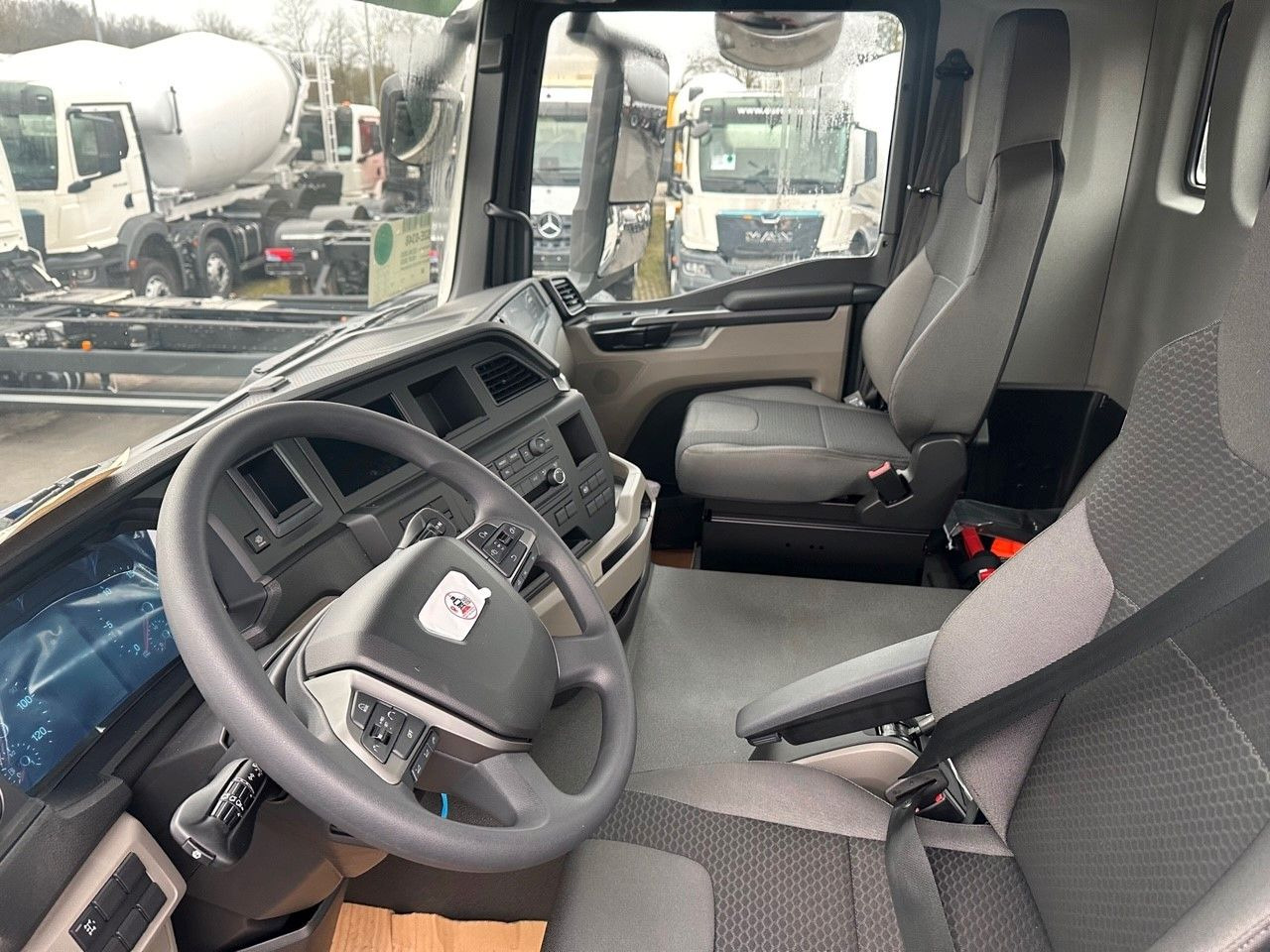 MAN TGS 18.400 4x4 Euro 6e Hyva Absetzkipper - Sklápěč, Auto s hydraulickou rukou: obrázek 4 MAN TGS 18.400 4x4 Euro 6e Hyva Absetzkipper - Sklápěč, Auto s hydraulickou rukou: obrázek 4