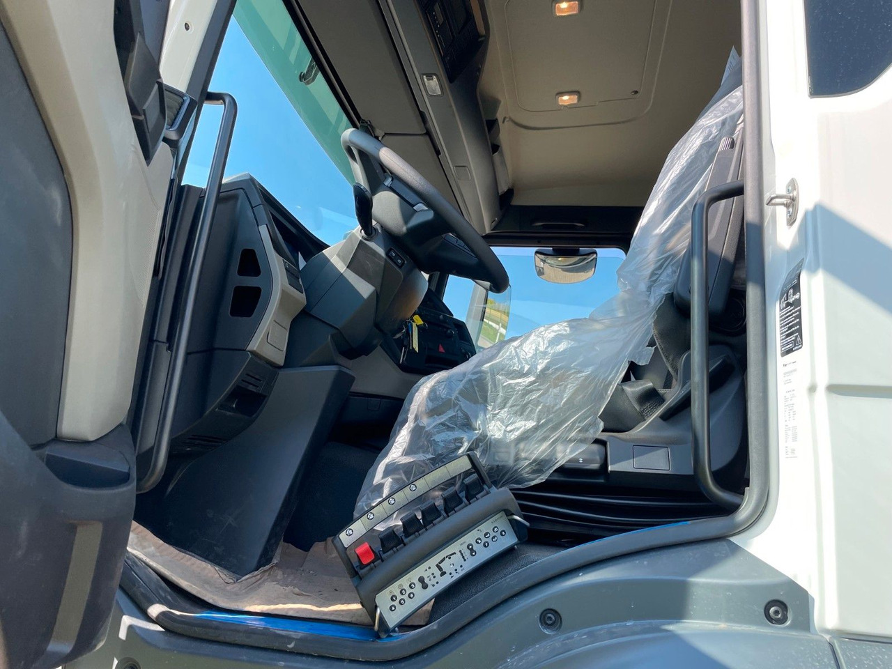 MAN TGS 33.440 6x4  HIAB 228-6 leasing MAN TGS 33.440 6x4  HIAB 228-6: obrázek 14