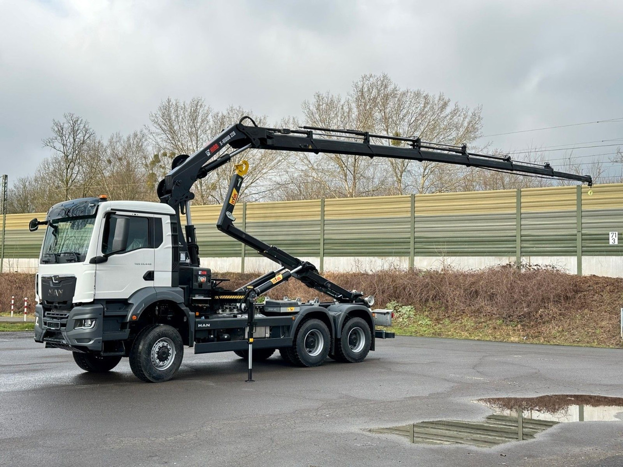 MAN TGS 33.440 6x6 BB Abrollkipper+Kran Hiab 228-6 - Hákový nosič kontejnerů, Auto s hydraulickou rukou: obrázek 2 MAN TGS 33.440 6x6 BB Abrollkipper+Kran Hiab 228-6 - Hákový nosič kontejnerů, Auto s hydraulickou rukou: obrázek 2