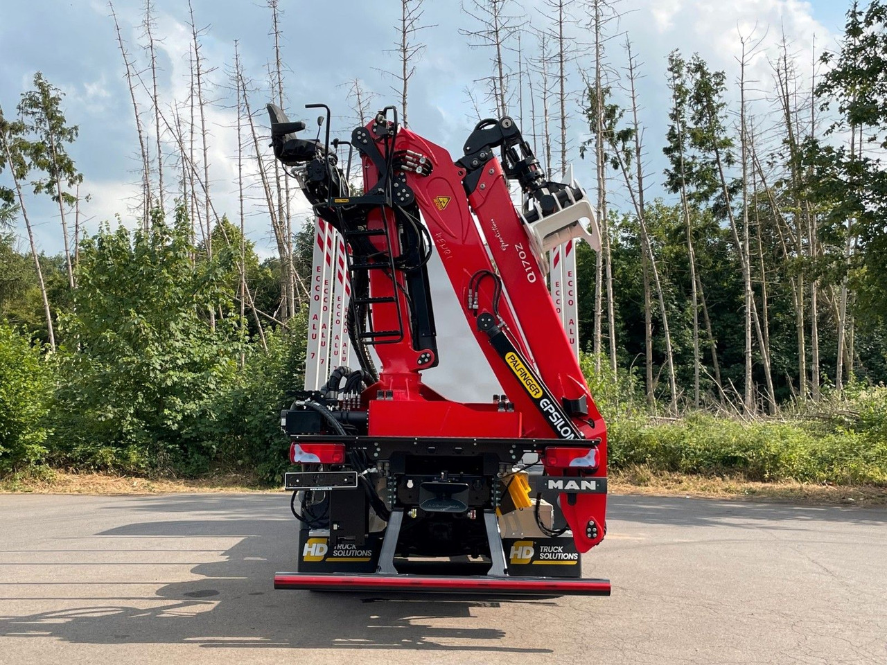 Lesovůz, Auto s hydraulickou rukou MAN TGS 33.520 6X6  Euro6e  Radstand 3900mm EPSILON: obrázek 5